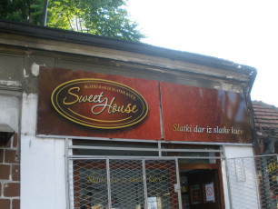 Reklamna tabla, lim - Firma: Sweethouse - Lokacija: Beograd