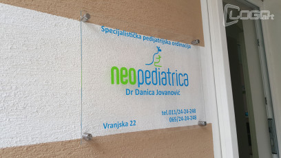 Tabla za firmu pleksiglas Neopediatrica - Beograd