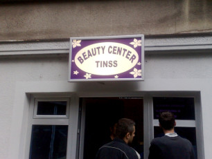 Svetleća reklama - Firma: Beauty centar Tinss - Lokacija: Beograd