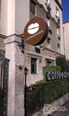 Svetleća dvostrana reklama od klirita konzola - firma Coffeedream - Lokacija: Beograd