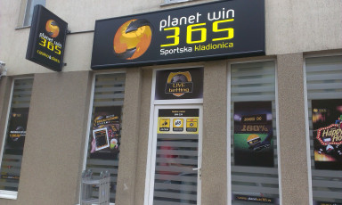 Svetleća reklama - Planet win 365 - Lokacija: Beograd